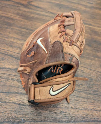 Nike Air Show Elite 1B Mitt 12.5 - Very cool Dad / Coach Glove with Jordan Logo