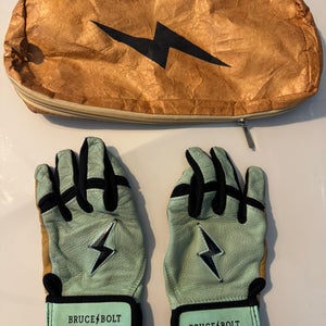 Bruce Bolt Patriot Series Short Cuff Batting Gloves (YL)