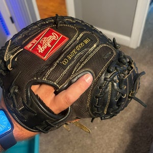 Wilson A2000 RH Catcher's Baseball Glove 32.5" (Used)
