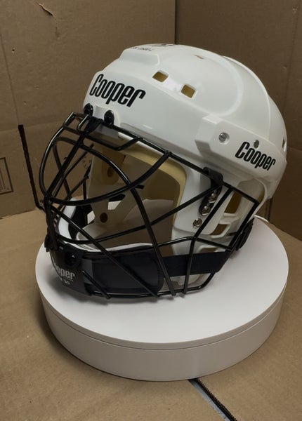 VINTAGE COOPER SK2500 LARGE HOCKEY HELMET GOALIE COMBO