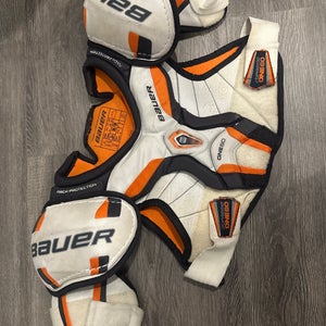 Medium Junior Bauer Supreme One 60 Shoulder Pads (Used)