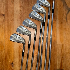 Men's Miura MC-501 Right Handed Iron Set Stiff Flex (Used)