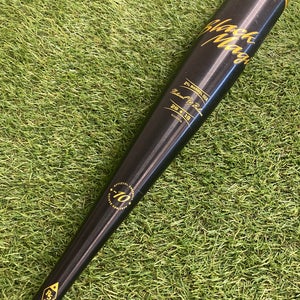 Easton Black Magic (2 3/4") USSSA Bat 2023 (-10)