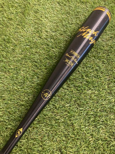 Easton Black Magic (2 3/4") USSSA Bat 2023 (-10)