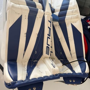 30" 2024 True Catalyst 7X3 Goalie Leg Pads (New)
