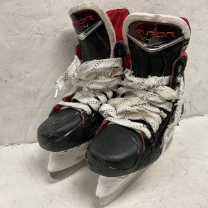 Used Bauer VAPOR X4 Intermediate Hockey Skate Intermediate 5.5 11855-S000191817