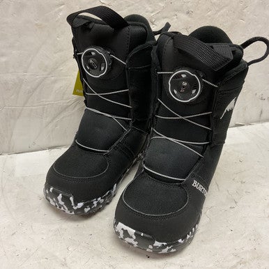 Used Burton KIDS GROM BOA Boys Snowboard Boots Black And White Youth 11.0 11855-S000191813