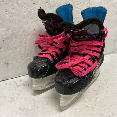 Used Bauer NEXUS N7000 Junior Hockey Skate Black And Royal Blue Junior 02 11855-S000191796