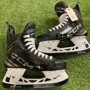Senior CCM Tacks XF Pro Hockey Skates Regular Width 8.5 (Used)