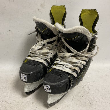 Used CCM SUPER TACKS 9370 Intermediate Hockey Skate Intermediate 5.5 11855-S000191609