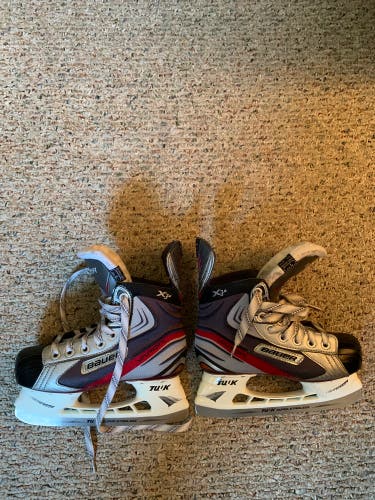 Bauer Junior Size 2 Hockey Skates – Used, Good Condition