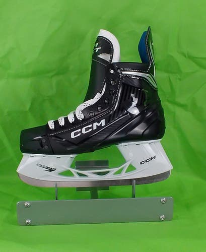 CCM Next Hockey Skates Senior/ Adult Regular Width 10 (New)