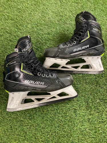 Intermediate Bauer Pro Hockey Goalie Skates 6 (Used)