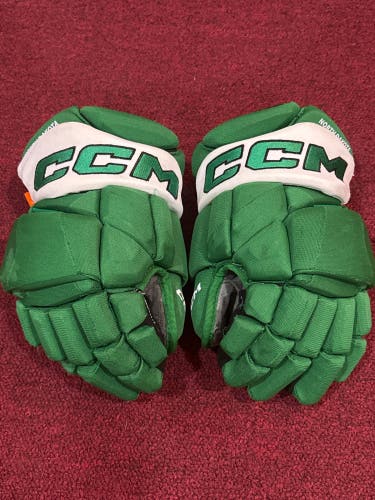 North Dakota CCM jetspeed Gloves 13" Pro Stock (Used) item#NDG19