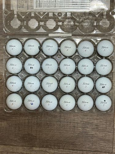 24 Titleist Pro V1x Golf Balls - 5A MINT CONDITION ONLY