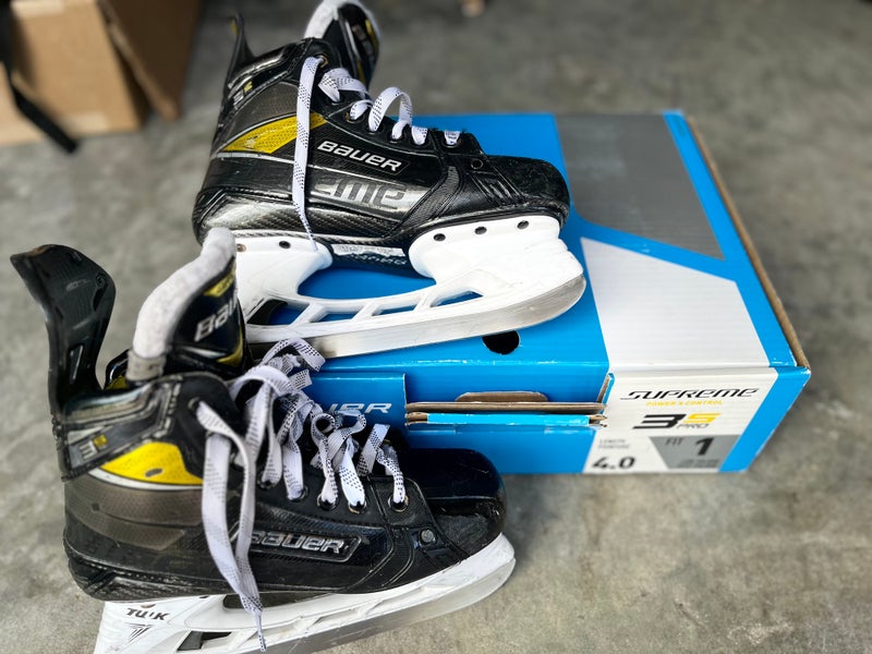 2020 Bauer Supreme 3S Pro Hockey Skates Regular Width Size 4 (Used)