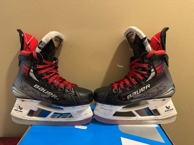 Bauer Vapor X5 Pro Hockey Skates Regular Width Size 1 (Used)