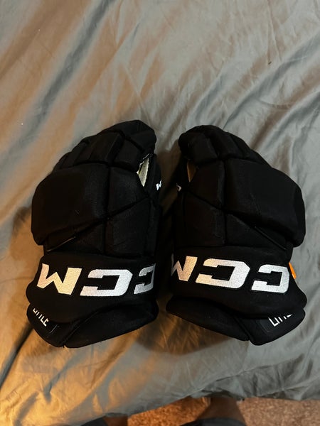 CCM HGJS Gloves 14" Pro Stock (Used)