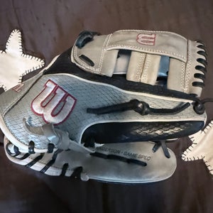 2023 Wilson A2000 RH Infield Baseball Glove 11.5" (Used)