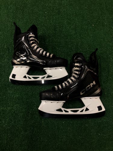 Senior CCM Tacks XF Pro Hockey Skates Regular Width 8 (Used)
