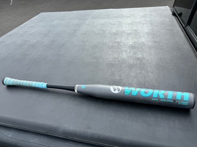 Worth Krecher Composite Bat (-8) 26 oz 34" (Used)