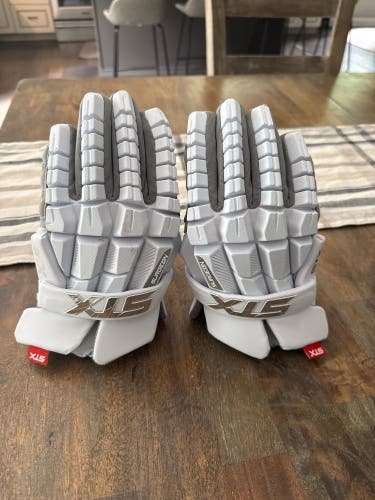 STX Surgeon RZR2 Lacrosse Gloves Medium (New)