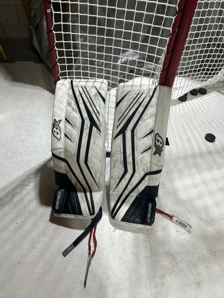 31" Brian's GNETik X5 Goalie Leg Pads (Used)