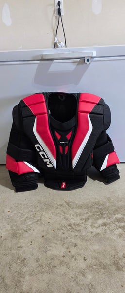 Medium CCM Eflex 6.9 Goalie Chest Protector (Used)