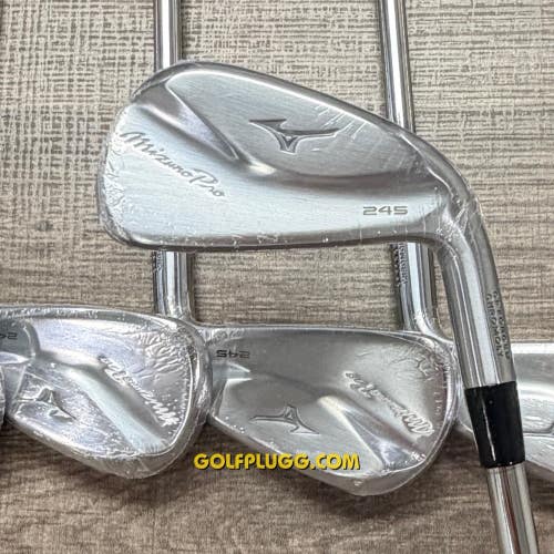 New- Mizuno Pro 245 Iron Set 4-PW / Dynamic Gold Mid, Stiff Flex (61)