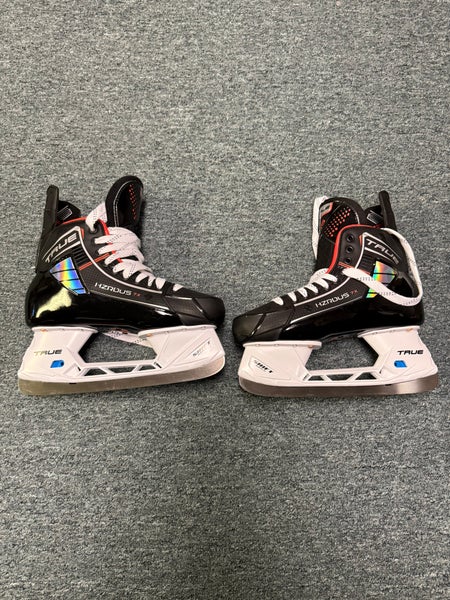 True HZRDUS 7X Hockey Skates Regular Width 10 (New)