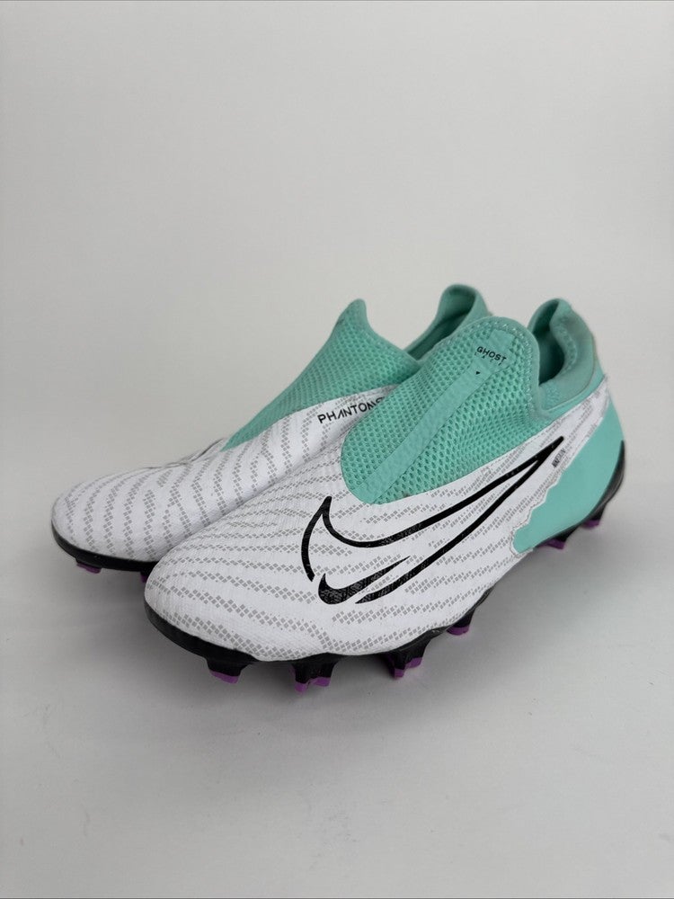 mens size 7.5 soccer cleats