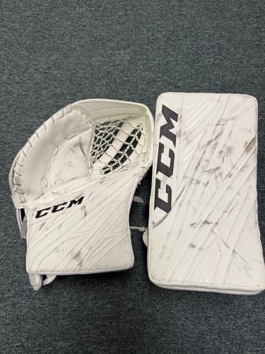 CCM Extreme Flex 4 Senior Full Right Pro Stock Goalie Glove and Blocker