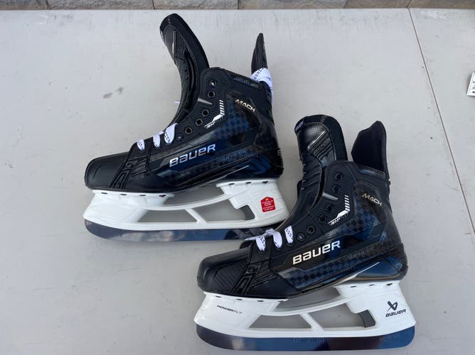 Bauer Supreme Mach Mens Pro Stock Size 9 Hockey Skates MIC 92212
