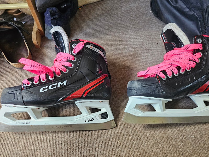 CCM EFLEX 6.5 Hockey Goalie Skates Regular Width 7 (Used)