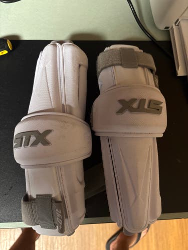 Large Adult STX Stallion 1k Arm Pads (New)