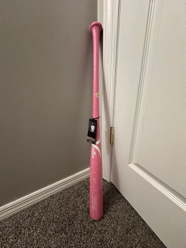 Victus Tatis Maple Bat (-3) 18.5 oz 33.5" (New)