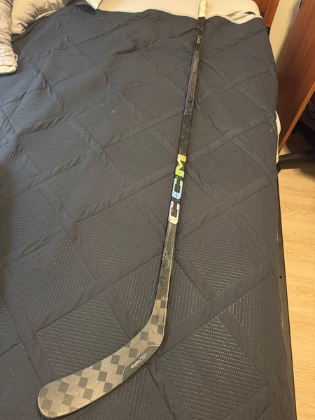 Senior CCM RibCor Trigger 9 Pro Right Handed Hockey Stick P29 (Used)