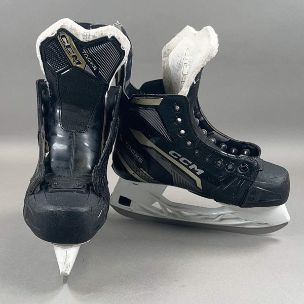 CCM Tacks AS 570 Size 4 Intermediate Hockey Skates