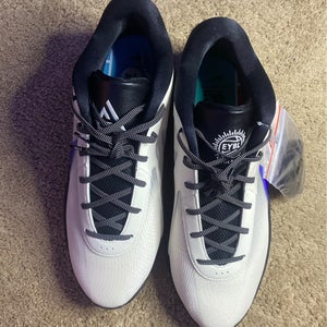 Men's Size M 14.0 (W 15.0) Nike Zoom Freak 5 Shoes (New)