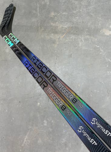 2 Pack CCM Trigger 8 Pro Stock Hockey Stick Grip 80 Flex P90M Right 4814