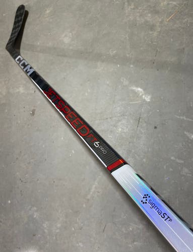 CCM JETSPEED FT6 PRO, Pro Stock Hockey Stick Grip P90M 95 Flex Right 4825