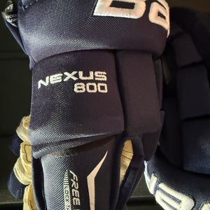 Bauer Nexus 800 Gloves 14" (Used)