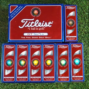 LOT OF 33 GOLF BALLS, TITLEIST DT SO/LO WHITE NEW IN SLEVES!