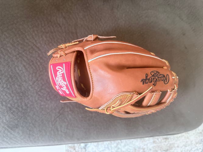 2025 Rawlings Heart of the Hide RH Infield Baseball Glove 11.75" (New)