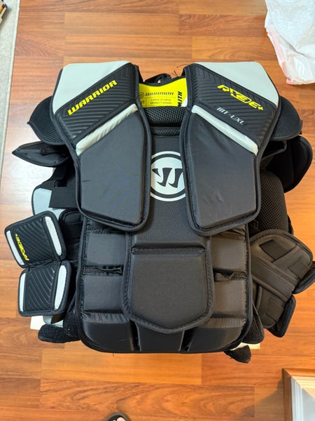 Large/Extra Large Warrior RX3E+ Goalie Chest Protector (New)