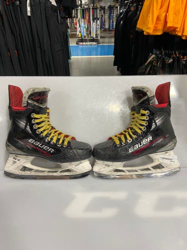 Used Bauer Vapor X4 Hockey Skates Size 4 Fit 3 Hockey Skates