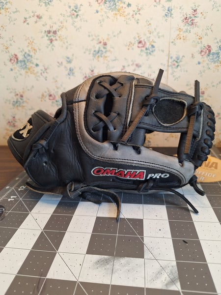 Louisville Slugger RH Infield TPX OMAHA PRO Baseball Glove 11.5"