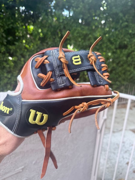 Infield RH Wilson A2000 11.25” (1788) Baseball Glove (Broken-In)