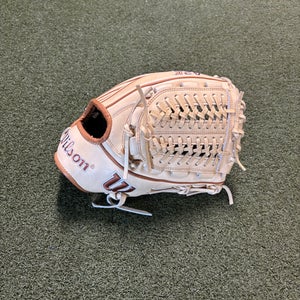 2024 Wilson A2K RH Pitcher's Baseball Glove 11.75" (New)