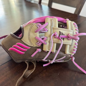 2025 RH Infield Emery Baseball Glove 11" (Used) Japanese Kip